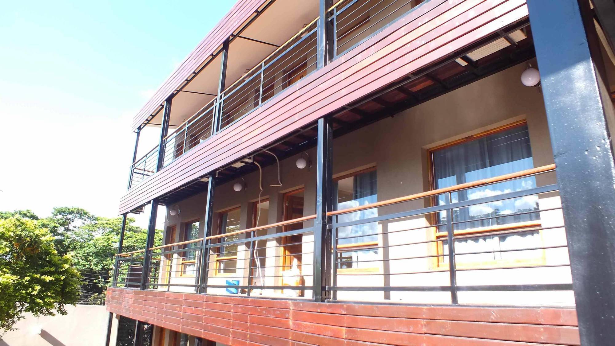 Iguazu Urban Hotel Express Puerto Iguazú Exterior foto